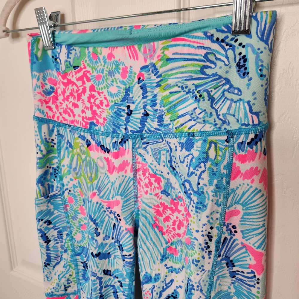 Lilly Pulitzer Luxletic High Rise Weekender Sink Or Swim Size XS - Picture 2 of 10